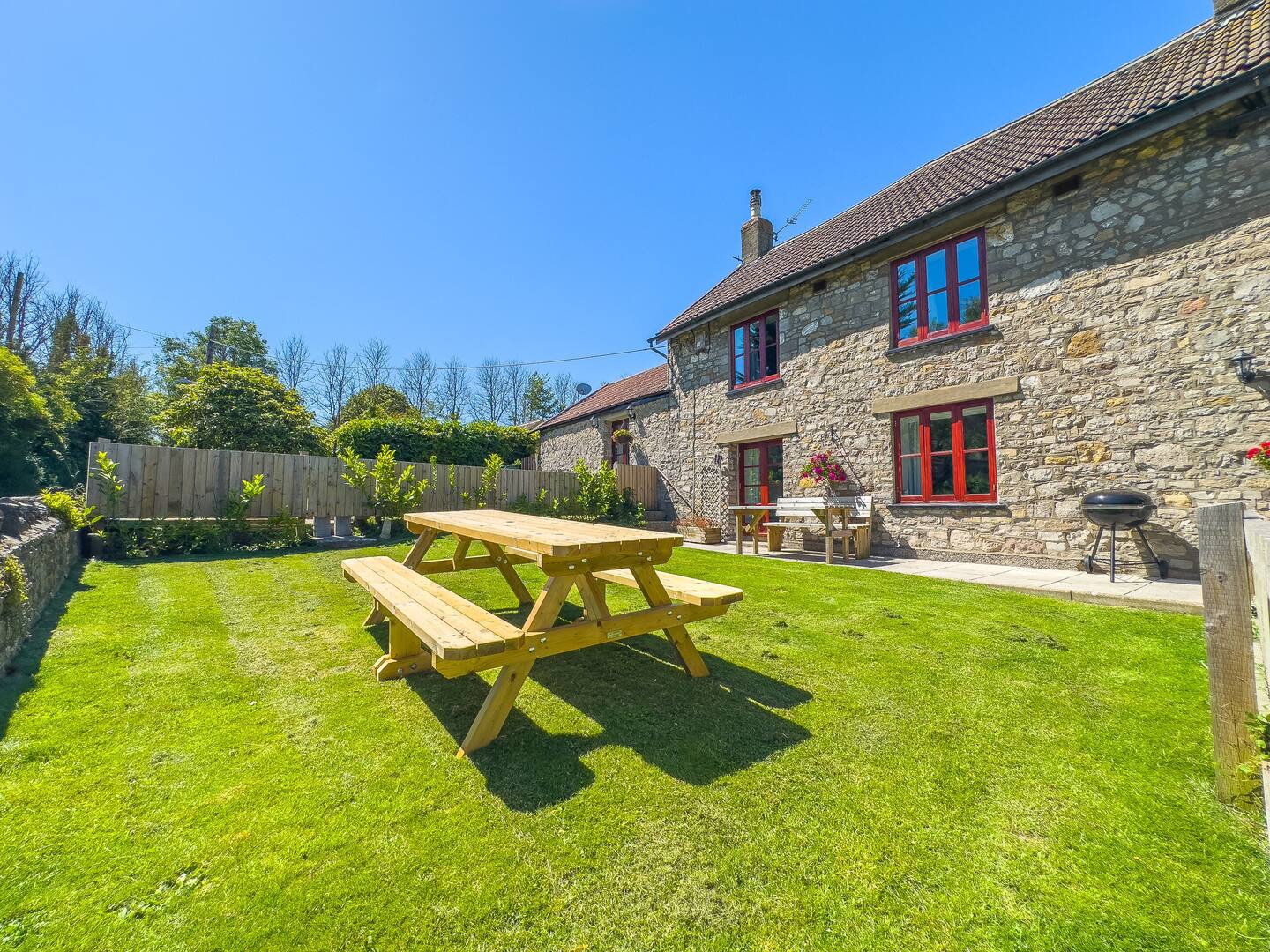 The enclosed garden at Norton Court Cottage, Kewstoke